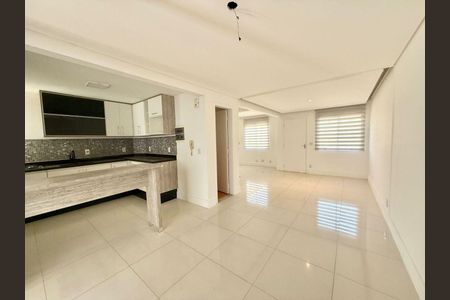 3_photo/94cfaaeb1f.02f29140979457be-ATLAS-e6000e2d-5091-40fe-b0f5-721610a2422f.jpg de casa de condomínio à venda com 3 quartos, 109m² em Jardim Passargada I, Cotia