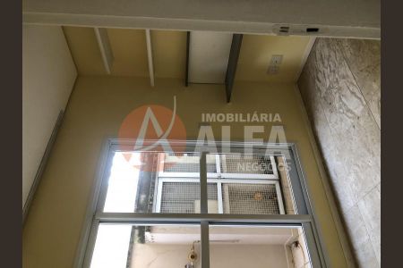 5_photo/94cfaaeb23.da96a1a17422ca13-ATLAS-79ddeb0e-8d1e-40e3-a290-0b05d94c65f0.jpg de casa de condomínio à venda com 4 quartos, 190m² em Jardim Passargada I, Cotia