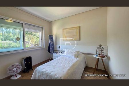 19_photo/94cfaaeb2b.93b8fa184532727f-ATLAS-17c2263d-5e83-4caa-9034-7d9136b91a1e.jpg de casa de condomínio à venda com 3 quartos, 151m² em Jardim Passargada I, Cotia