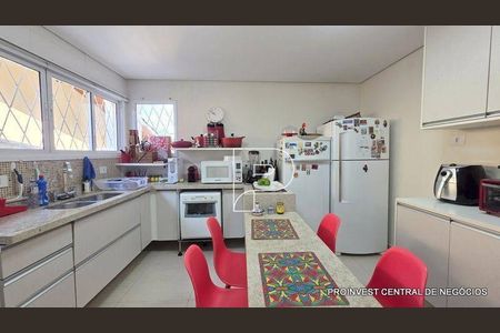 16_photo/94cfaaeb2b.93b8fa184532727f-ATLAS-7a68a15f-dfd4-41df-a8c6-bb7aa43d547e.jpg de casa de condomínio à venda com 3 quartos, 151m² em Jardim Passargada I, Cotia