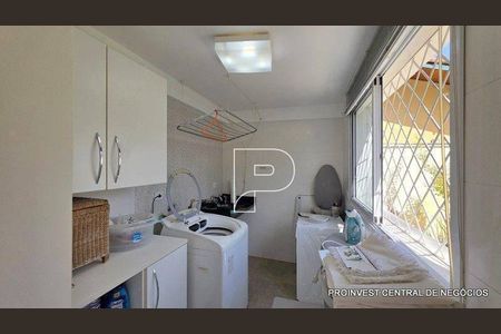 33_photo/94cfaaeb2b.93b8fa184532727f-ATLAS-e451df21-2535-48e5-92d9-4eb078681874.jpg de casa de condomínio à venda com 3 quartos, 151m² em Jardim Passargada I, Cotia