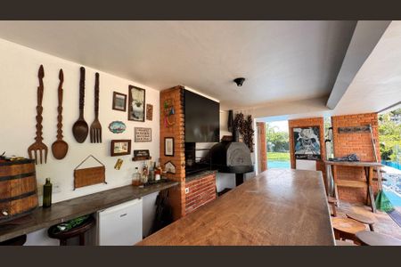 30_photo/94cfaaeb59.8c2ca795ebaebe51-ATLAS-0ae2d1d0-0fd0-4eb4-97aa-6de7ac08446a.jpg de casa de condomínio à venda com 5 quartos, 700m² em Jardim Passargada I, Cotia