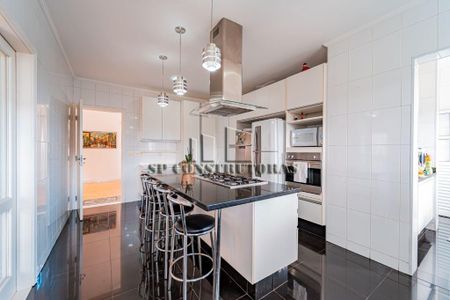 38_photo/94cfaaeb71.c07be7007de4f0b3-ATLAS-161a02a6-4d01-4b07-aaa4-22aa88835b66.jpg de casa à venda com 5 quartos, 587m² em Cemucam, Cotia