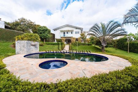 3_photo/94cfaaeb71.c07be7007de4f0b3-ATLAS-72902b7b-c2a3-4a59-b1f7-4e1b90875a40.jpg de casa à venda com 5 quartos, 587m² em Cemucam, Cotia