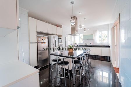 36_photo/94cfaaeb71.c07be7007de4f0b3-ATLAS-b16e76b5-27f3-46c3-8239-428b3439ae7c.jpg de casa à venda com 5 quartos, 587m² em Cemucam, Cotia