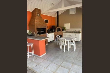 1_photo/94cfaaeb79.32a8019b0364636a-ATLAS-a630d104-e3a5-4ba6-a73a-bd0fa5e3f906.jpg de casa de condomínio à venda com 4 quartos, 505m² em Jardim Passargada I, Cotia