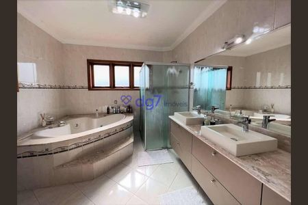 43_photo/94cfaaeb8d.2940da1b0453cbfa-ATLAS-0575cfa2-0b5b-49e9-8d1d-644bf6a56dcc.jpg de casa à venda com 4 quartos, 697m² em Jardim Passargada I, Cotia