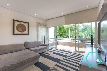 6_photo/94cfaaeb8d.9fde2b1beaf38236-ATLAS-736f778a-52f5-47df-8ce5-b2d99cf813a9.jpg de casa de condomínio à venda com 3 quartos, 451m² em Jardim Passargada I, Cotia