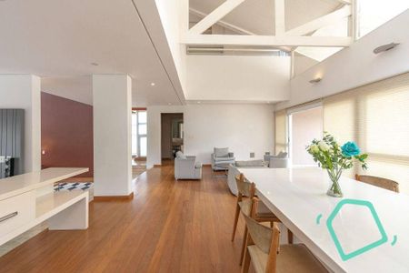 10_photo/94cfaaeb8d.9fde2b1beaf38236-ATLAS-be7eb61f-7bb8-4da3-ae7d-acd4dce6d4a9.jpg de casa de condomínio à venda com 3 quartos, 451m² em Jardim Passargada I, Cotia