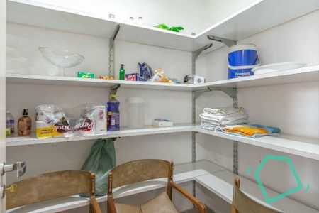 7_photo/94cfaaeb8d.9fde2b1beaf38236-ATLAS-ccb43583-48d5-4450-8886-9080461cefb5.jpg de casa de condomínio à venda com 3 quartos, 451m² em Jardim Passargada I, Cotia