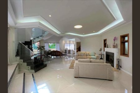 7_photo/94cfaaeb97.935c805baf9a7d1f-ATLAS-39233e93-84c8-4cad-ae0c-a48aa0c3e76d.jpg de casa de condomínio à venda com 4 quartos, 1191m² em Jardim Passargada I, Cotia