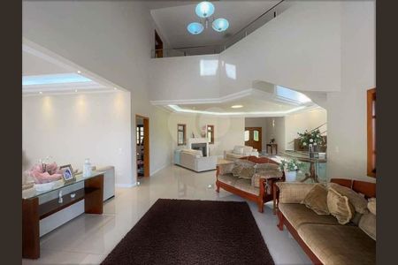 17_photo/94cfaaeb97.935c805baf9a7d1f-ATLAS-a718a7e7-1005-45ce-a303-5d1bbc6da048.jpg de casa de condomínio à venda com 4 quartos, 1191m² em Jardim Passargada I, Cotia