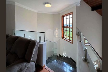 19_photo/94cfaaeb97.935c805baf9a7d1f-ATLAS-ac61328c-0a04-4814-b2b1-3bcda7685fca.jpg de casa de condomínio à venda com 4 quartos, 1191m² em Jardim Passargada I, Cotia