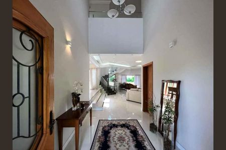 7_photo/94cfaaeb97.935c805baf9a7d1f-ATLAS-e40694fa-668b-4e3b-b531-1ee60b701c72.jpg de casa de condomínio à venda com 4 quartos, 1191m² em Jardim Passargada I, Cotia