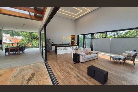 8_photo/94cfaaeba9.ceff8192393c33de-ATLAS-1401a8e2-ae7e-415b-b084-137e7e46c3fe.jpg de casa à venda com 3 quartos, 325m² em Jardim Passargada I, Cotia