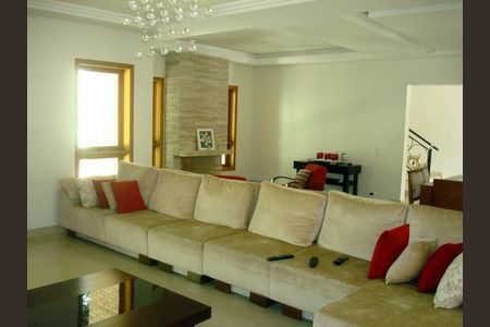 11_photo/94cfaaebd7.94eccd8fc9add72f-ATLAS-0cbee1dc-cb59-4ea7-b800-4b6e78173c7c.jpg de casa à venda com 4 quartos, 657m² em Cemucam, Cotia