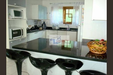 3_photo/94cfaaebd7.94eccd8fc9add72f-ATLAS-a53f9eea-b948-4c15-8ecc-ad74b33cc8ae.jpg de casa à venda com 4 quartos, 670m² em Cemucam, Cotia