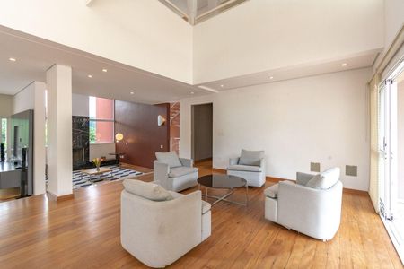 53_photo/94cfaaebe3.1463d70521bc8e9f-ATLAS-88cfb046-64a6-4e9d-8156-cd91f6f3dae7.jpg de casa de condomínio à venda com 3 quartos, 601m² em Jardim Passargada I, Cotia