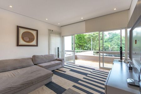 3_photo/94cfaaebe3.1463d70521bc8e9f-ATLAS-e293ee78-c269-4ac0-a3ee-12e69c263118.jpg de casa de condomínio à venda com 3 quartos, 601m² em Jardim Passargada I, Cotia