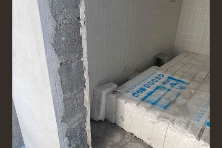 5_photo/94cfaaecc5.7a37549eceeba21f-ATLAS-296b7ab8-4e52-4399-959e-0e827e90c433.jpg de casa de condomínio à venda com 5 quartos, 600m² em Cemucam, Cotia