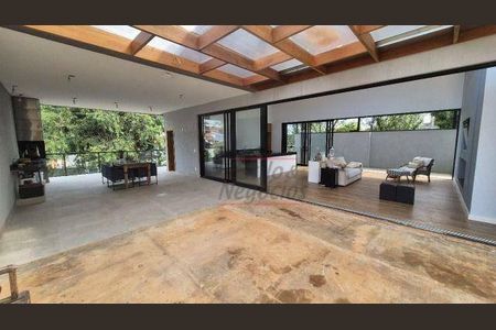 12_photo/94cfaaeccf.cba9474eaf1c4fd4-ATLAS-1c7fdd0f-7a47-4e71-9100-9d0abb9419be.jpg de casa à venda com 3 quartos, 338m² em Cemucam, Cotia