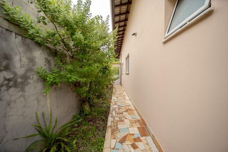 2_photo/94cfaaecd1.3c20d05746a6d1b7-ATLAS-51f1f0b5-a351-43c4-97d5-e31e466fed52.jpg de casa de condomínio à venda com 4 quartos, 260m² em Cemucam, Cotia