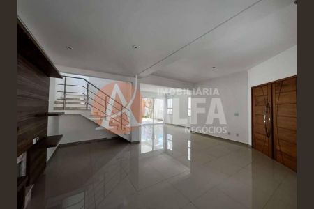 5_photo/94cfaaed15.07fb07773285f6be-ATLAS-df048feb-1a24-42df-8fa0-9c4a49b6c8a8.jpg de casa à venda com 3 quartos, 192m² em Moinho Velho, Cotia