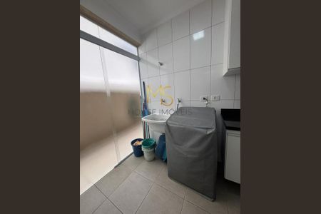 7_photo/94cfaaed17.7da11293e5e8925f-ATLAS-7694b5d6-a6c4-4e8c-9b7b-bbc8e02a807f.jpg de casa à venda com 3 quartos, 250m² em Cemucam, Cotia