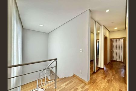 10_photo/94cfaaed1b.826320bd9fe033a1-ATLAS-4257964a-5ab3-4fc0-b5c0-e18d6077cef4.jpg de casa à venda com 3 quartos, 281m² em Moinho Velho, Cotia