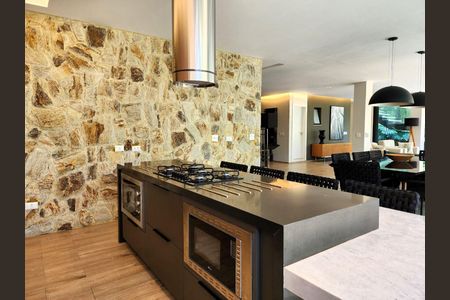 18_photo/94cfaaee9b.4b31ccbd07ec468b-ATLAS-2d3cb4ca-824e-4e9f-9560-32e5e499a461.jpg de casa de condomínio à venda com 5 quartos, 1000m² em Jardim Torino, Cotia