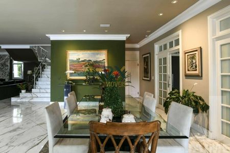 3_photo/94cfaaee9b.4b31ccbd07ec468b-ATLAS-34f0743a-e195-4bc6-ba4e-29b99947d8e9.jpg de casa de condomínio à venda com 5 quartos, 1000m² em Jardim Torino, Cotia