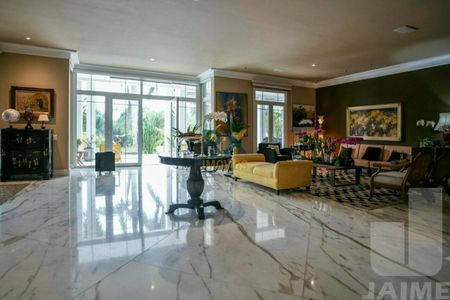 4_photo/94cfaaee9b.4b31ccbd07ec468b-ATLAS-60f9184d-4f46-4d82-be0c-a5018078a8ee.jpg de casa de condomínio à venda com 5 quartos, 1000m² em Jardim Torino, Cotia