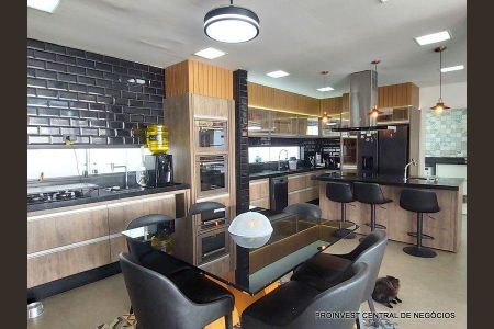 18_photo/94cfaaeeb7.491a58713d1e5de3-ATLAS-845ff0aa-1e12-4e0b-b9c7-2d9d540c23d7.jpg de casa à venda com 4 quartos, 306m² em Cemucam, Cotia