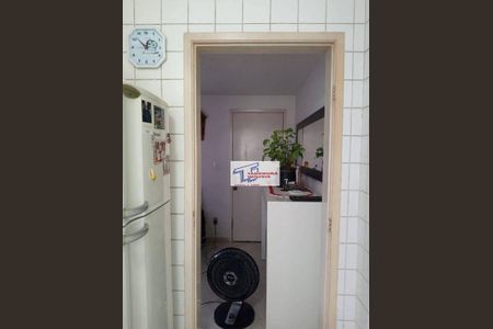 7_photo/94cfaaef51.e64dc4666f03e393-ATLAS-213118ad-1dbb-4c8c-b6cf-33c904bdddb7.jpg de apartamento à venda com 2 quartos, 45m² em Jardim Torino, Cotia