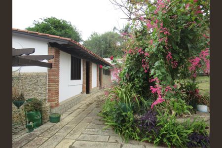 7_photo/94cfaaef61.821bca6a381fcd78-ATLAS-9f8901f2-c39a-495f-b4e1-a21aa733ef72.jpg de casa para alugar com 3 quartos, 480m² em Jardim Sao Vicente, Cotia