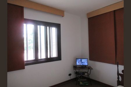 37_photo/94cfaaef61.821bca6a381fcd78-ATLAS-d3e1f5ad-86ed-476e-8a41-4e91c7af4caa.jpg de casa para alugar com 3 quartos, 480m² em Jardim Sao Vicente, Cotia