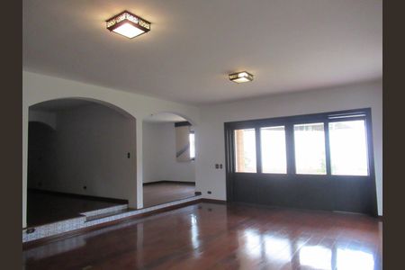 27_photo/94cfaaef61.821bca6a381fcd78-ATLAS-fccf1bc8-2680-401e-9ae8-4db124ffc83d.jpg de casa para alugar com 3 quartos, 480m² em Jardim Sao Vicente, Cotia