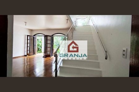 3_photo/94cfaaf05f.0435190f6de6ffa1-ATLAS-4c65e8e2-f92c-4155-bb17-e00b835319e5.jpg de casa para alugar com 6 quartos, 285m² em Jardim Colibri, Embu das Artes