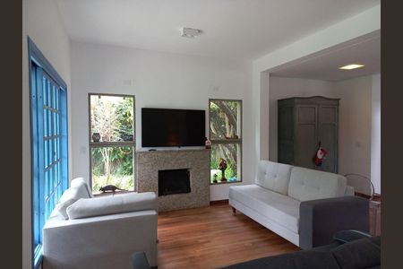 4_photo/94cfaaf16f.9612c2c0390caf5f-ATLAS-59873a57-ddb6-4813-bc77-4e65a73fde8e.jpg de casa à venda com 5 quartos, 293m² em Jardim Colibri, Cotia