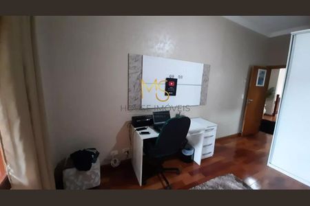 5_photo/94cfaaf46b.cd6912d4e48c45dd-ATLAS-78b3b7b9-44ab-4929-a007-ca6decc521ec.jpg de casa à venda com 3 quartos, 460m² em Jardim Colibri, Cotia