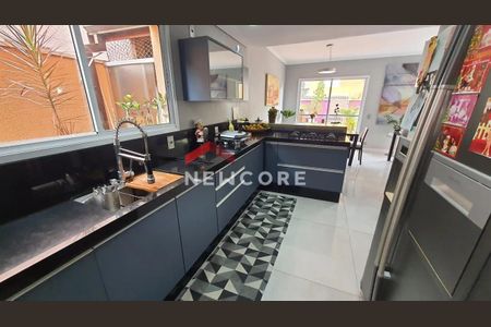 2_photo/94cfaaf721.9f73e101bd22bb98-ATLAS-128487bf-2f85-4682-8fdb-fb0b20b055d3.jpg de casa de condomínio à venda com 3 quartos, 173m² em Jardim Colibri, Embu das Artes