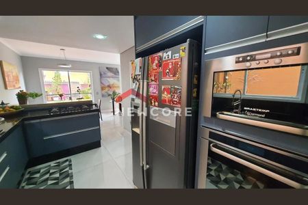 7_photo/94cfaaf721.9f73e101bd22bb98-ATLAS-508475fa-a3b7-4e8c-95de-c5d4cdcee856.jpg de casa de condomínio à venda com 3 quartos, 173m² em Jardim Colibri, Embu das Artes