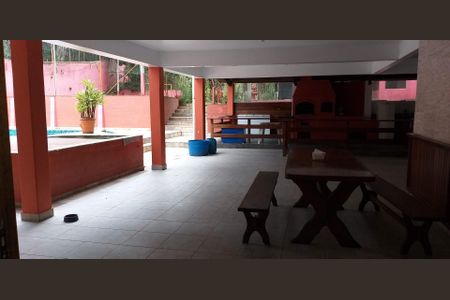 4_photo/94cfaafacd.44bd03723d791f9f-ATLAS-460e7b4e-ba56-465b-be96-e84df83d841b.jpg de casa de condomínio à venda com 3 quartos, 350m² em Jardim Sao Vicente, Cotia