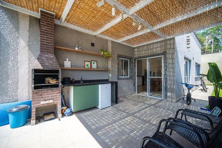 21_photo/94cfaafbe3.ceff8192393c33de-ATLAS-2ebe135f-e045-421d-b68b-90a6c0be7e5a.jpg de casa à venda com 3 quartos, 160m² em Chacaras Jardim Colibri, Embu das Artes