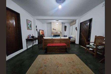 2_photo/94cfab138f.1c5055e6fed10d50-ATLAS-9973c199-9c8e-4ddf-8621-8e6f3c8f14f9.jpg de casa à venda com 6 quartos, 210m² em Estância Embuarama, Embu das Artes