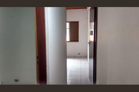 5_photo/94cfab13a3.b60f5a7682bed42c-ATLAS-53b18b04-15b8-403e-9c12-729ffcc5e828.jpg de casa para alugar com 2 quartos, 70m² em Estância Embuarama, Embu das Artes