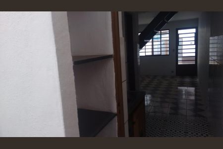 8_photo/94cfab13a3.b60f5a7682bed42c-ATLAS-7976f2c2-c4b3-4b79-b375-44f75fee7630.jpg de casa para alugar com 2 quartos, 70m² em Estância Embuarama, Embu das Artes