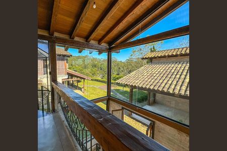 3_photo/94cfab1969.040929e4059d90de-ATLAS-1f5d21b2-4633-4e64-9f0c-c1c5fb2e9b5c.jpg de casa à venda com 5 quartos, 990m² em Vila Real Moinho Velho, Embu das Artes