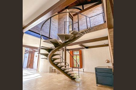 9_photo/94cfab19a1.040929e4059d90de-ATLAS-ced42714-b34a-4868-8c03-cad3daf70ac6.jpg de casa para alugar com 5 quartos, 990m² em Vila Real Moinho Velho, Embu das Artes