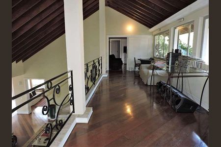 5_photo/94cfab224b.fe134200941fedba-ATLAS-08037855-e416-4b8b-9edd-152572efd9ba.jpg de casa para alugar com 4 quartos, 659m² em Vila Real Moinho Velho, Embu das Artes